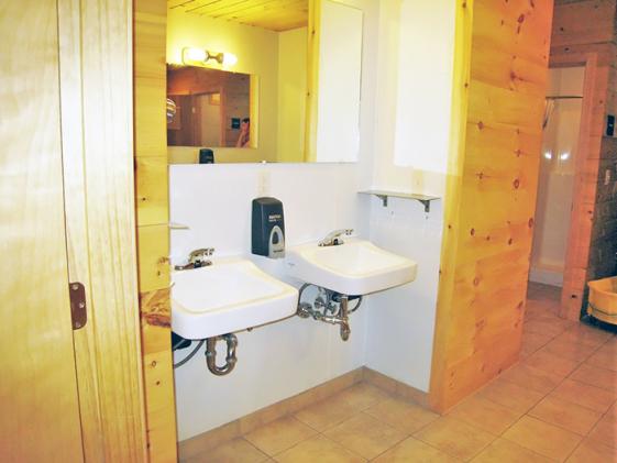 Washrooms and showers at the Huts