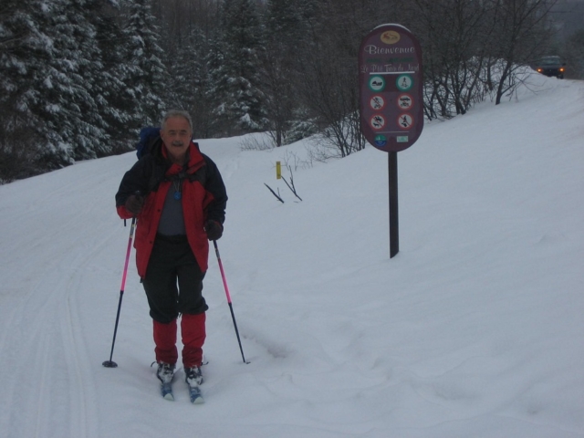 Carl Modig on the winter Nordic trails along Le Petit Trein du Nord