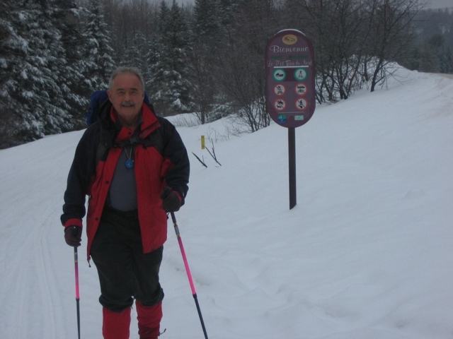 Carl Modig on the winter Nordic trails along Le Petit Trein du Nord